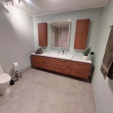 Three-room In